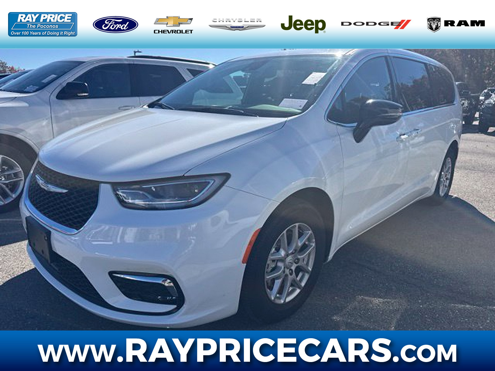 Used 2026 Chrysler Pacifica Select FWD image 1