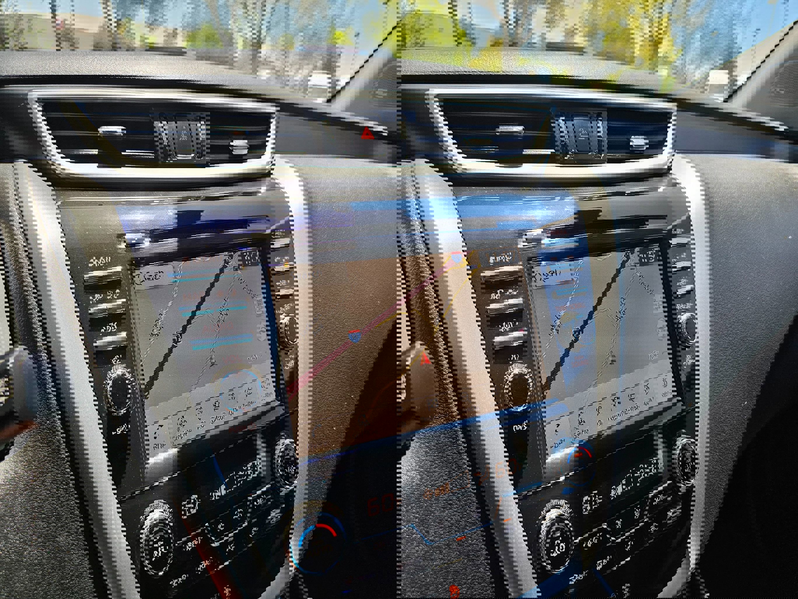 Used 2024 Nissan Murano SL w/ Cargo Package image 37