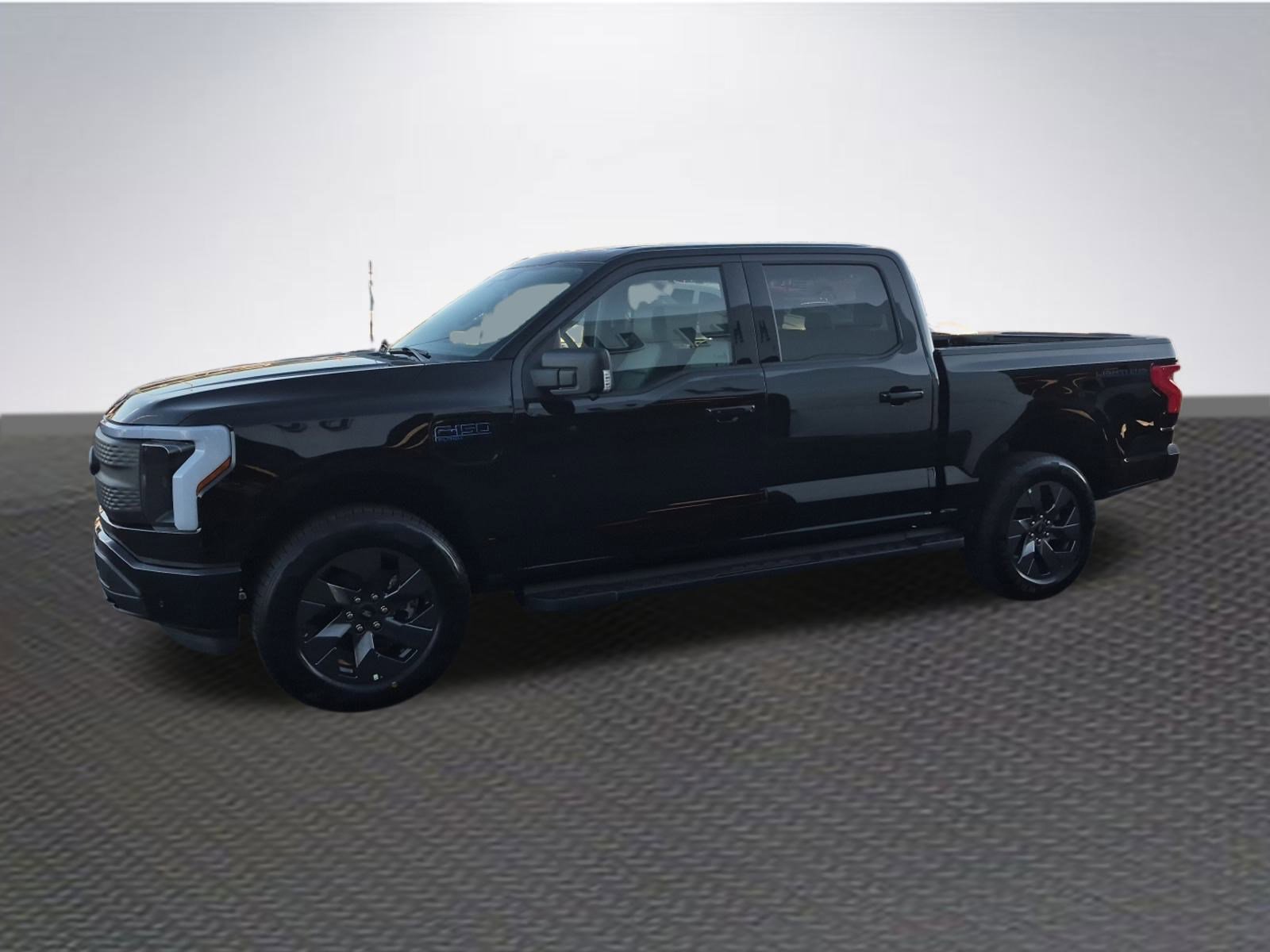 New 2025 Ford F150 Lightning Flash image 2