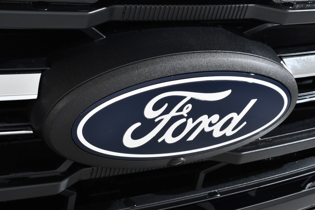 New 2026 Ford F150 XLT w/ Equipment Group 302A MID image 20