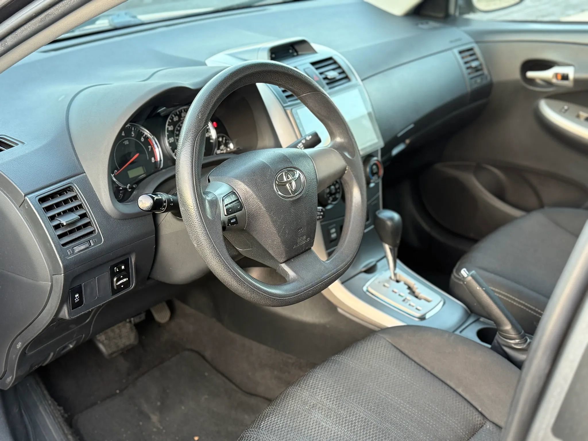 Used 2012 Toyota Corolla S FWD image 18