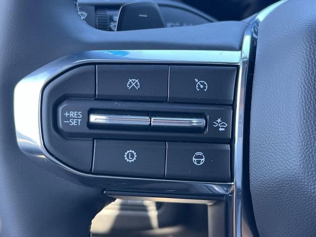 New 2026 GMC Yukon XL Denali w/ Denali Reserve Package image 13