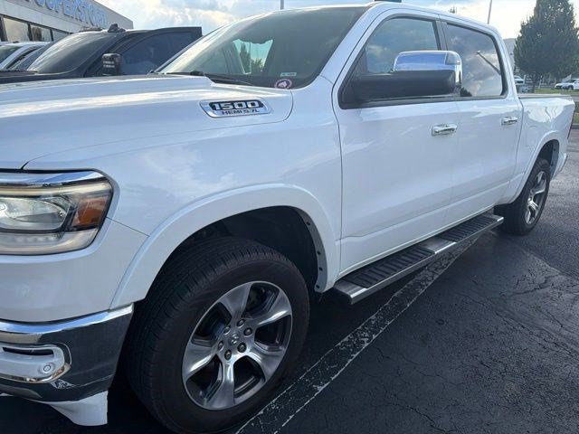 Used 2019 RAM 1500 Laramie AWD/4WD image 14