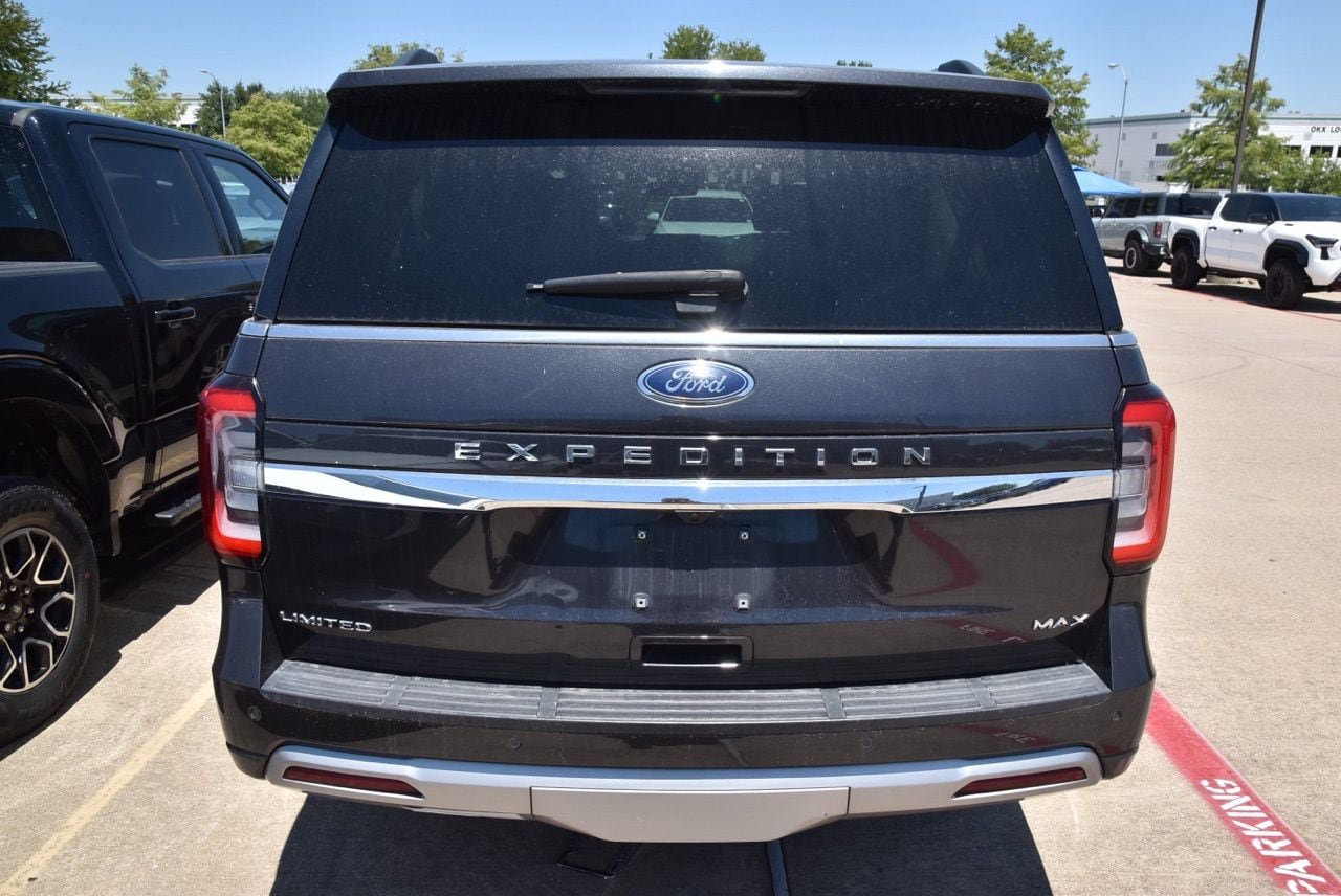 Certified 2024 Ford Expedition Max Limited RWD image 8