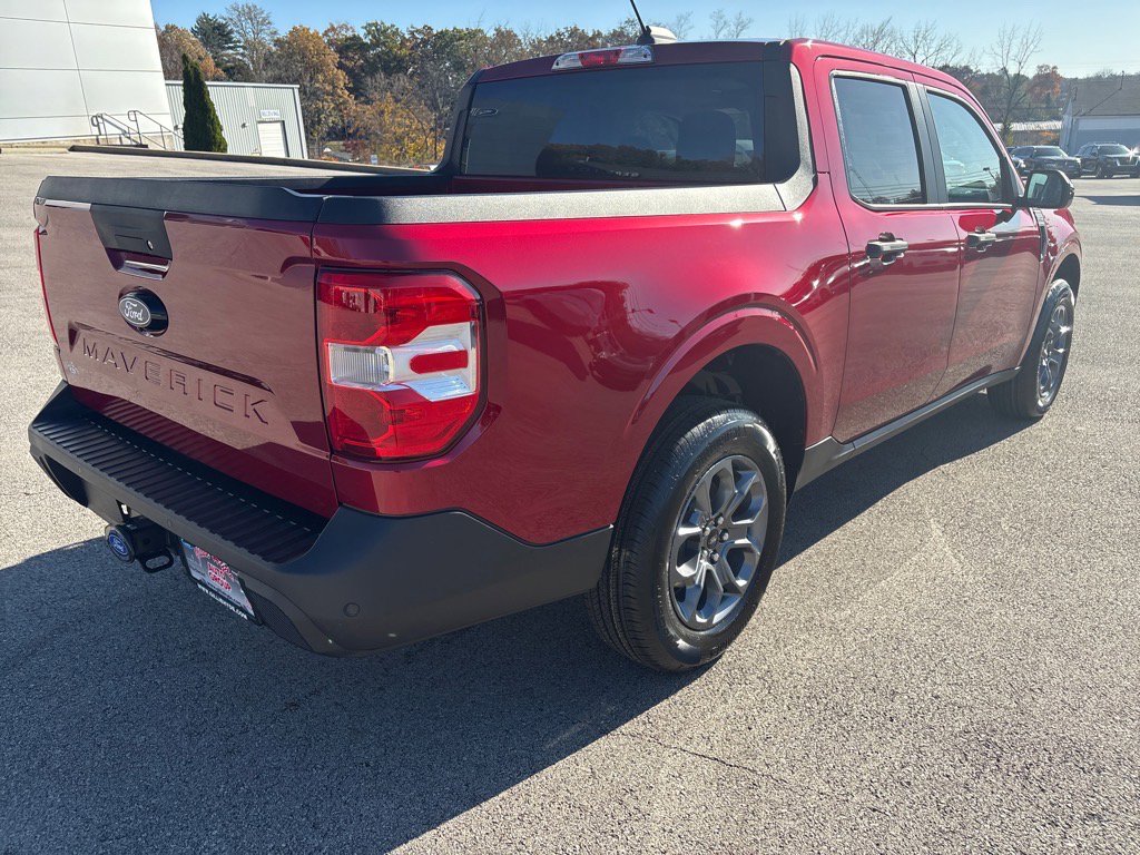 New 2025 Ford Maverick XLT w/ Equipment Group 301A image 3