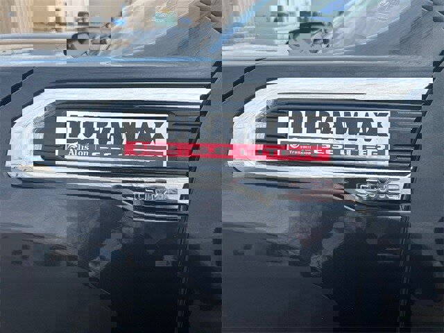 Used 2020 GMC Sierra 2500 Denali w/ Denali Ultimate Package image 18