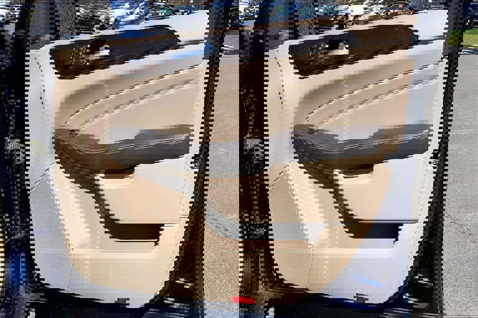 Used 2015 Mercedes-Benz ML 350 4MATIC image 23