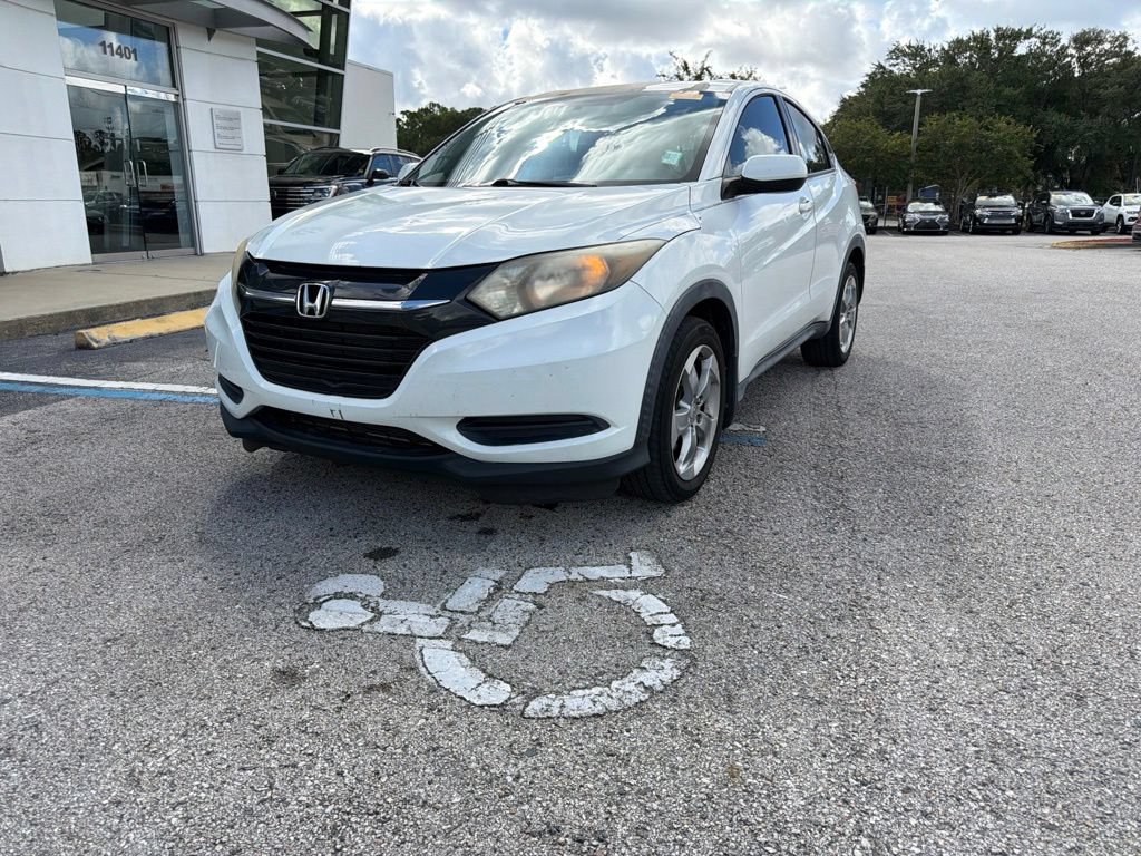 Used 2017 Honda HR-V LX image 28