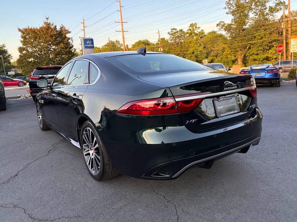 Used 2022 Jaguar XF R-Dynamic SE AWD/4WD image 5
