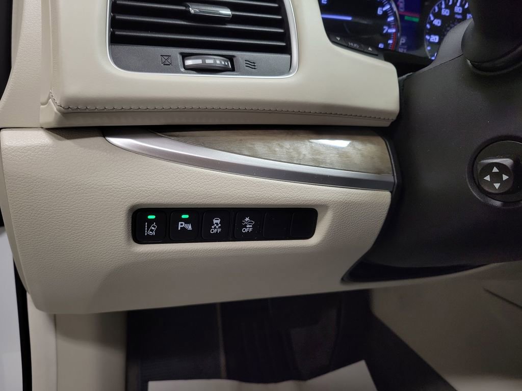 Used 2019 Acura RLX Sport Hybrid w/ Advance Pkg image 22