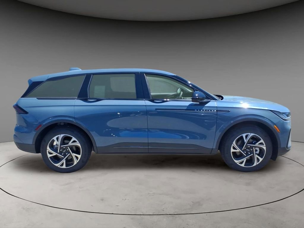 New 2026 Lincoln Nautilus Premier w/ Equipment Group 102A image 10