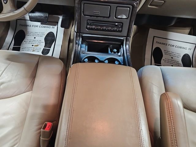 Used 2003 GMC Yukon XL Denali image 17