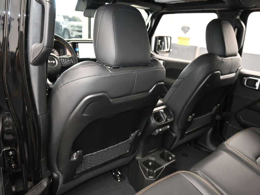 Used 2024 Jeep Gladiator Sport w/ Premium Package image 30