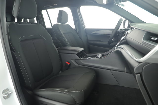 New 2025 Jeep Grand Cherokee Laredo RWD image 20