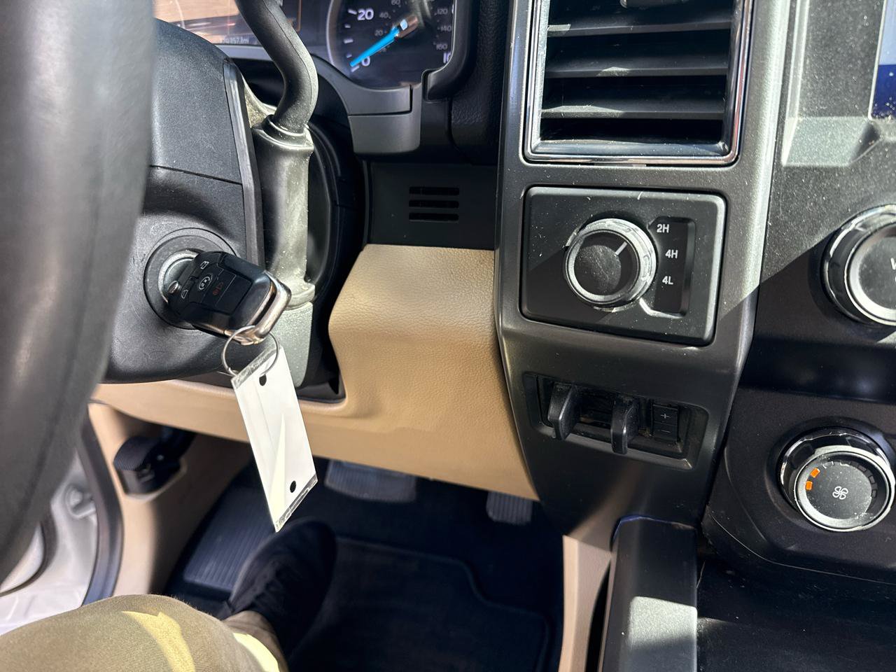 Used 2021 Ford F350 XLT w/ XLT Value Package AWD/4WD image 15