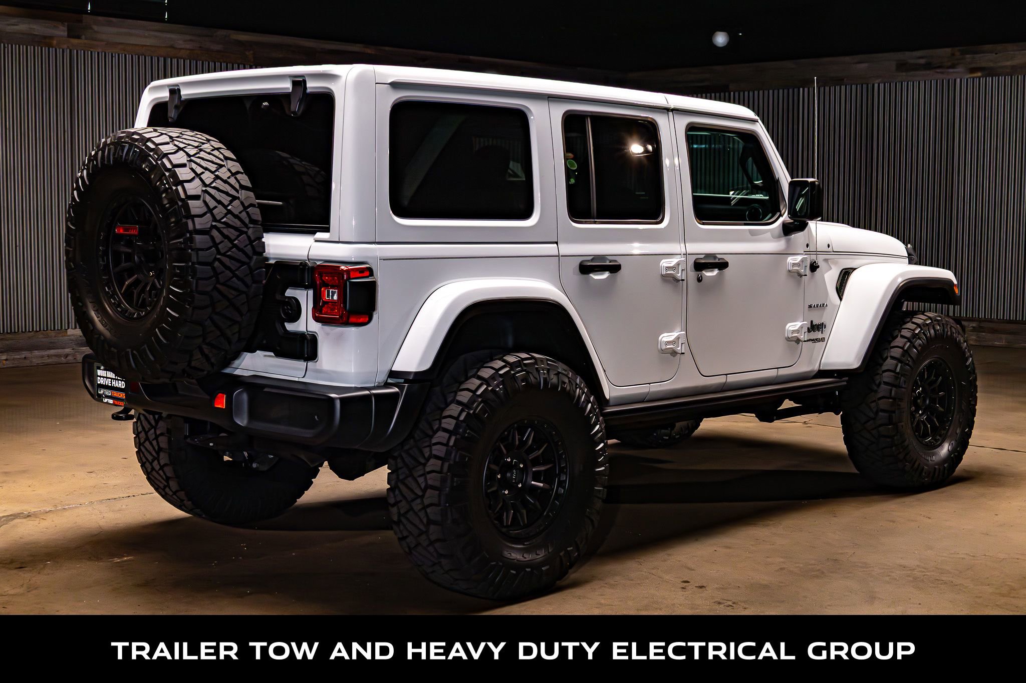 Used 2020 Jeep Wrangler Unlimited Sahara AWD/4WD image 10