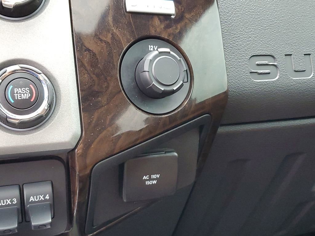 Used 2015 Ford F350 Platinum w/ FX4 Off-Road Package image 28