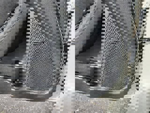 Used 2014 Nissan 370Z Touring w/ Sport Package image 23