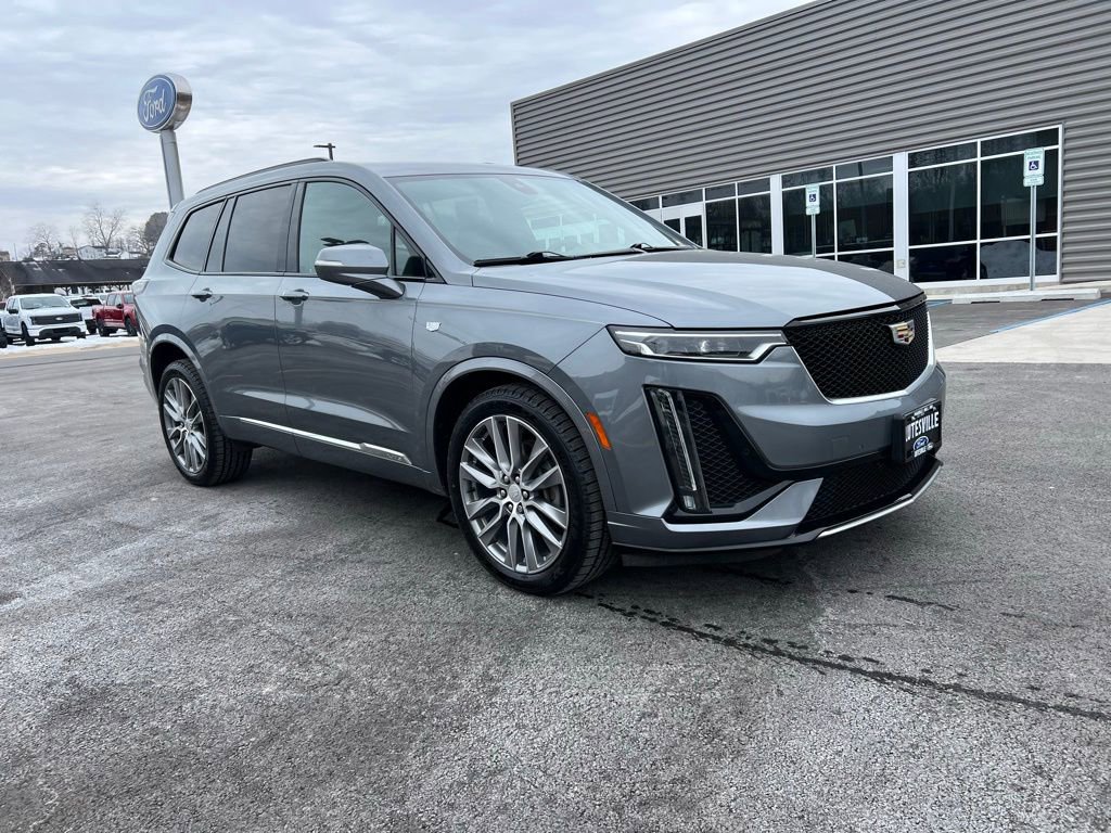 Used 2020 Cadillac XT6 Sport image 2