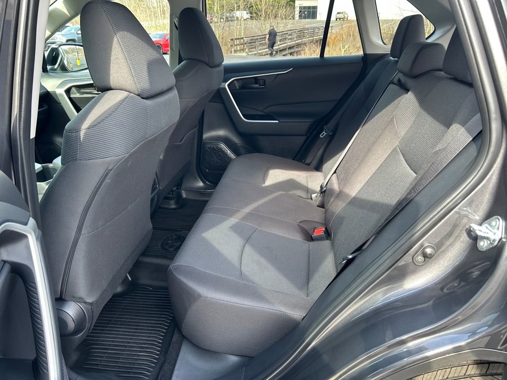 Certified 2025 Toyota RAV4 LE image 29