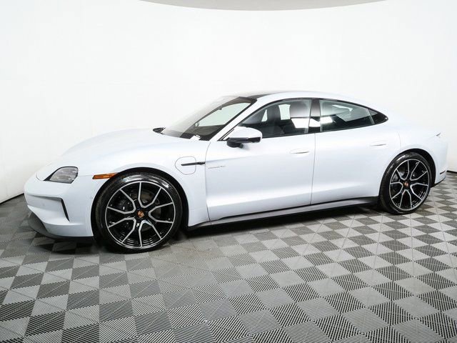 New 2026 Porsche Taycan image 34