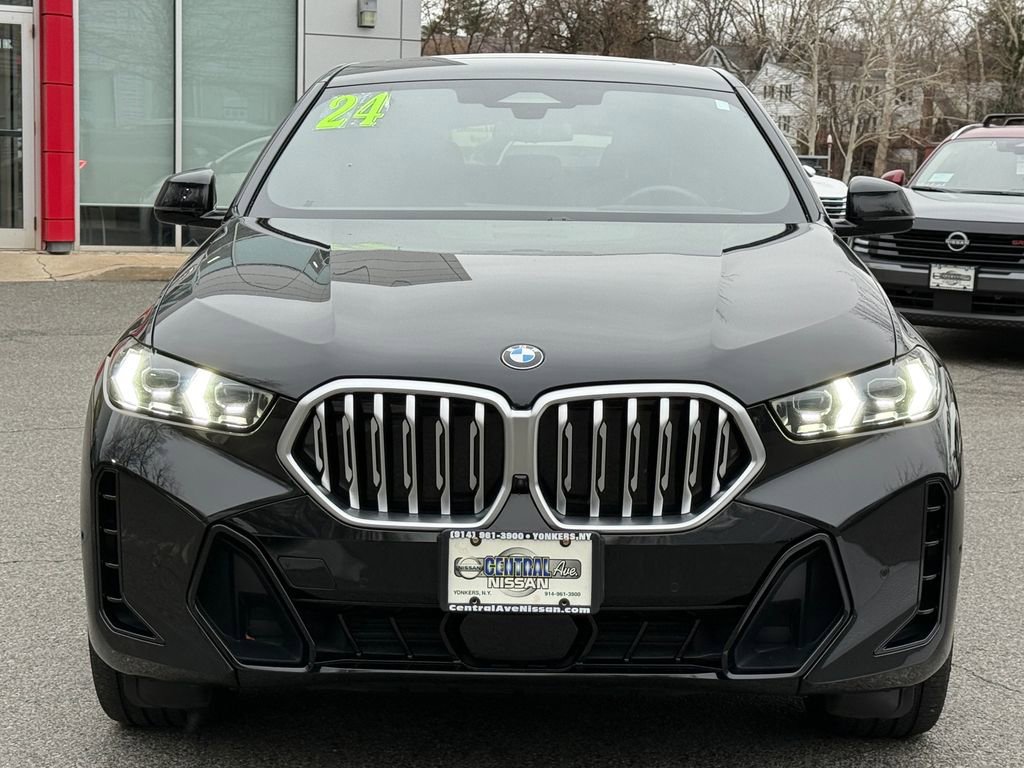 Used 2024 BMW X6 xDrive40i w/ Premium Package AWD/4WD image 2