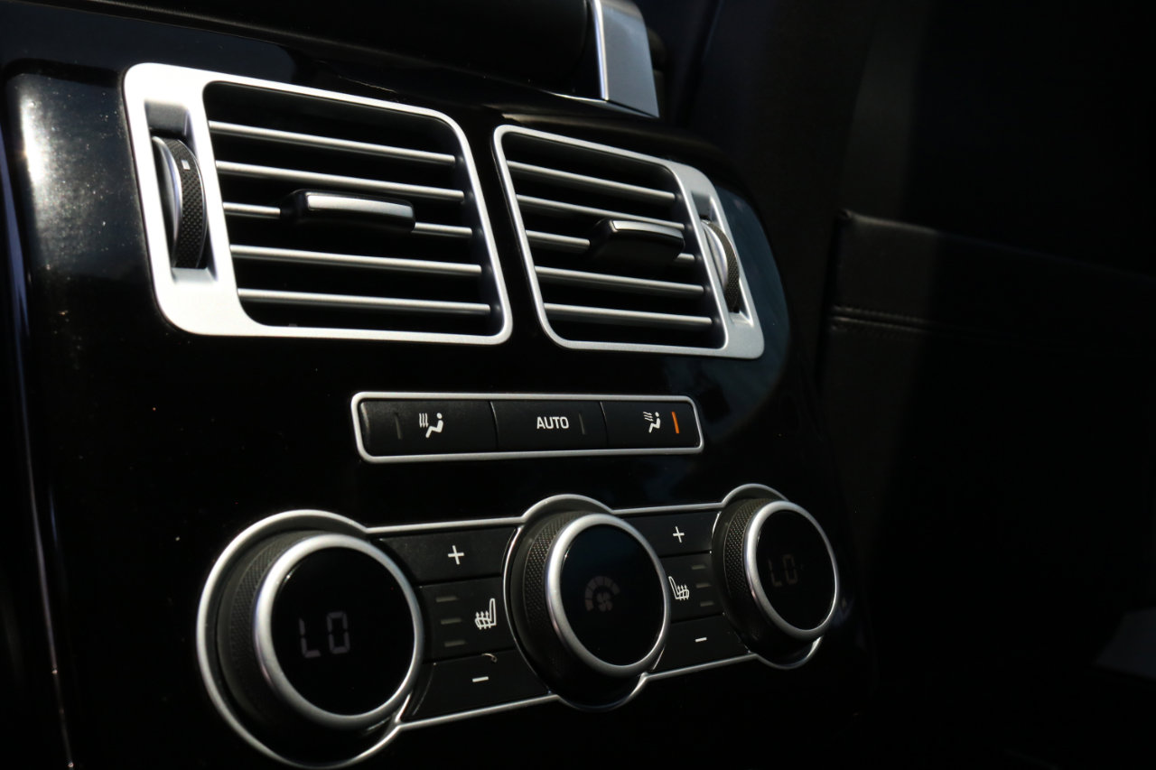 Used 2017 Land Rover Range Rover Supercharged image 44