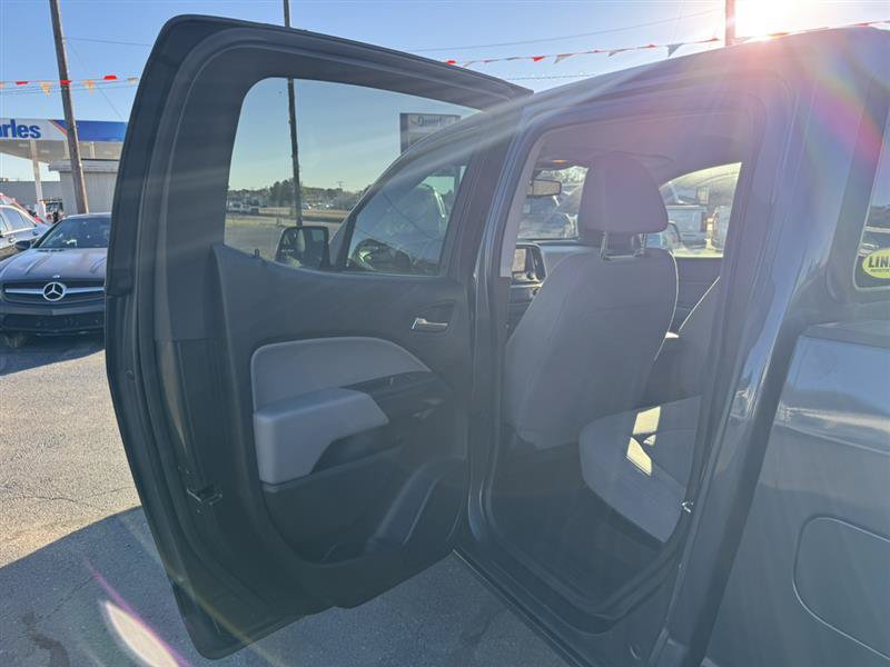 Used 2016 Chevrolet Colorado LT w/ LT Convenience Package AWD/4WD image 17