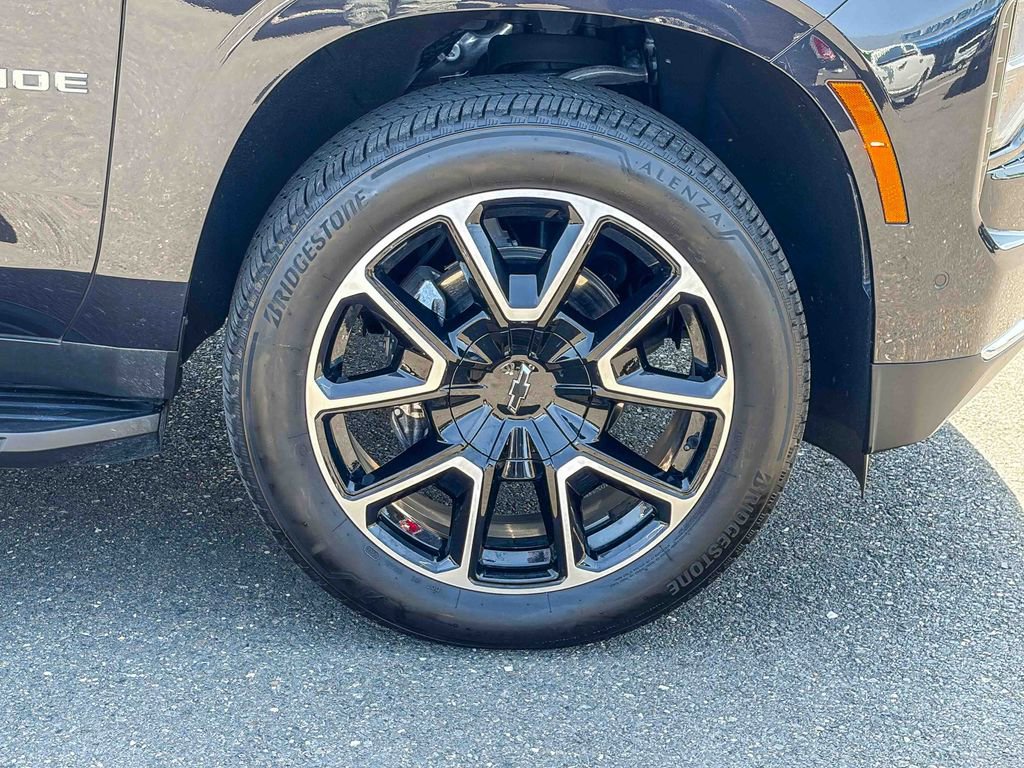 Used 2025 Chevrolet Tahoe LT image 13