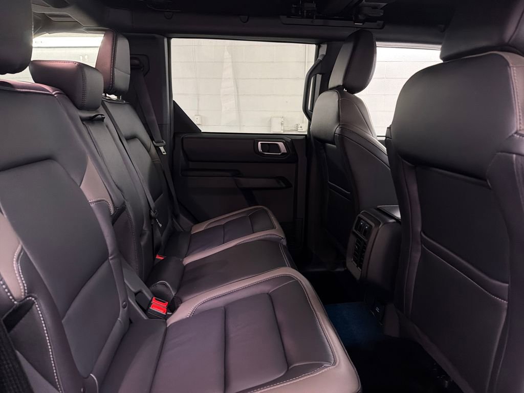 New 2026 Ford Bronco Outer Banks AWD/4WD image 29