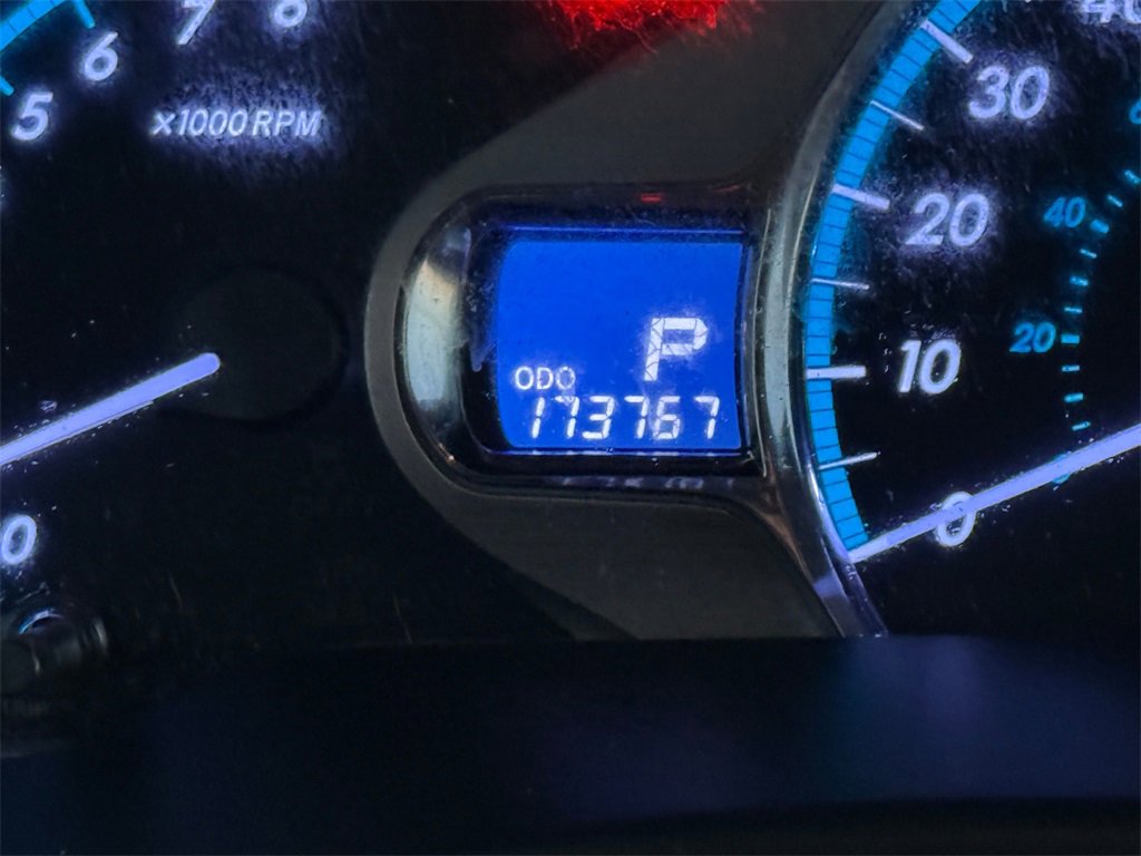 Used 2014 Toyota Sienna XLE image 16