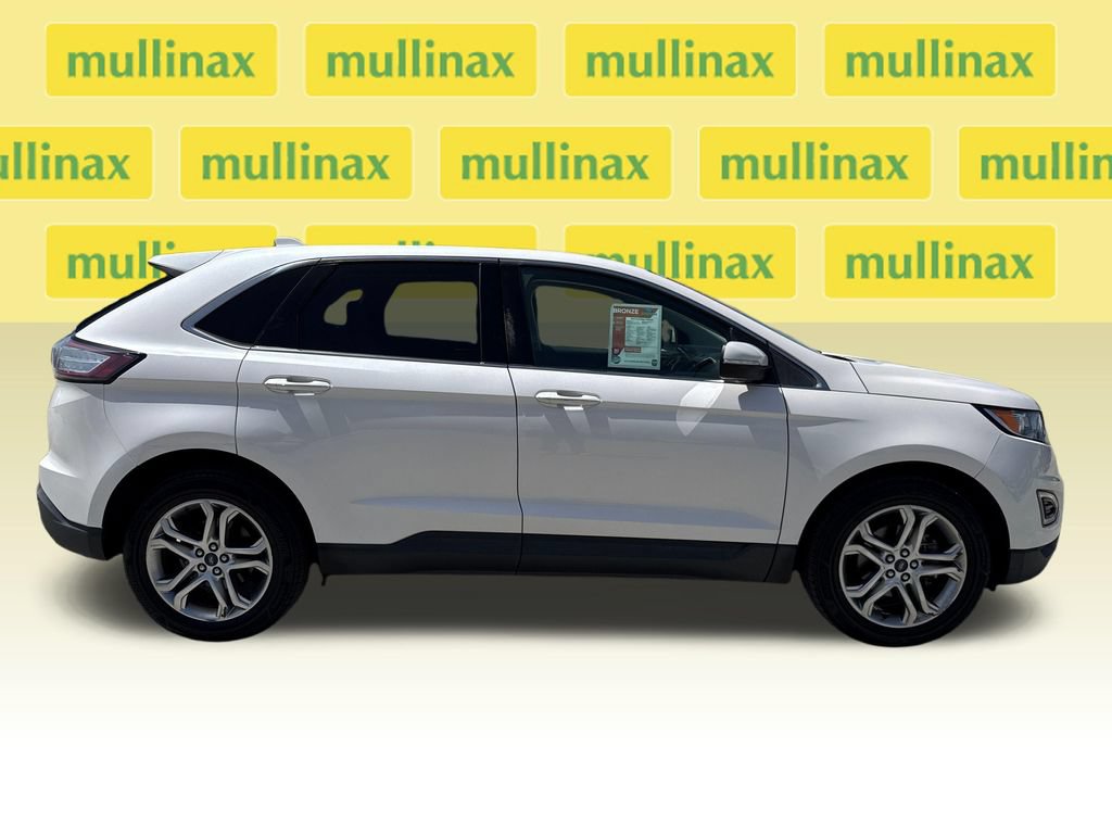 Used 2016 Ford Edge Titanium w/ Technology Package FWD image 2