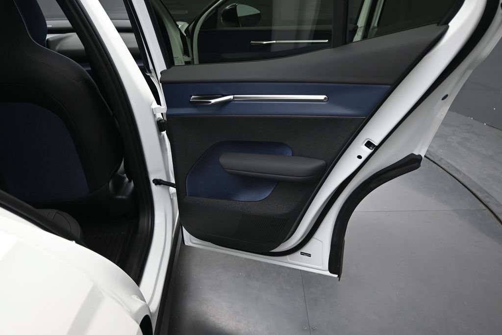 New 2026 Volvo EX30 Plus w/ Protection Package Premier AWD/4WD image 15