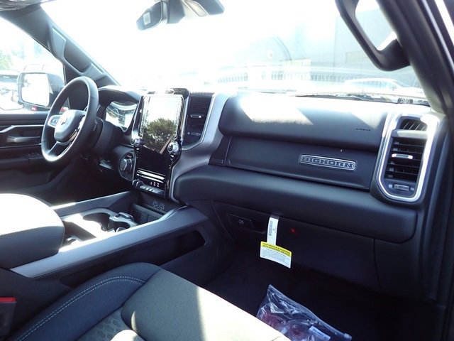 New 2026 RAM 1500 4x4 Crew Cab image 11