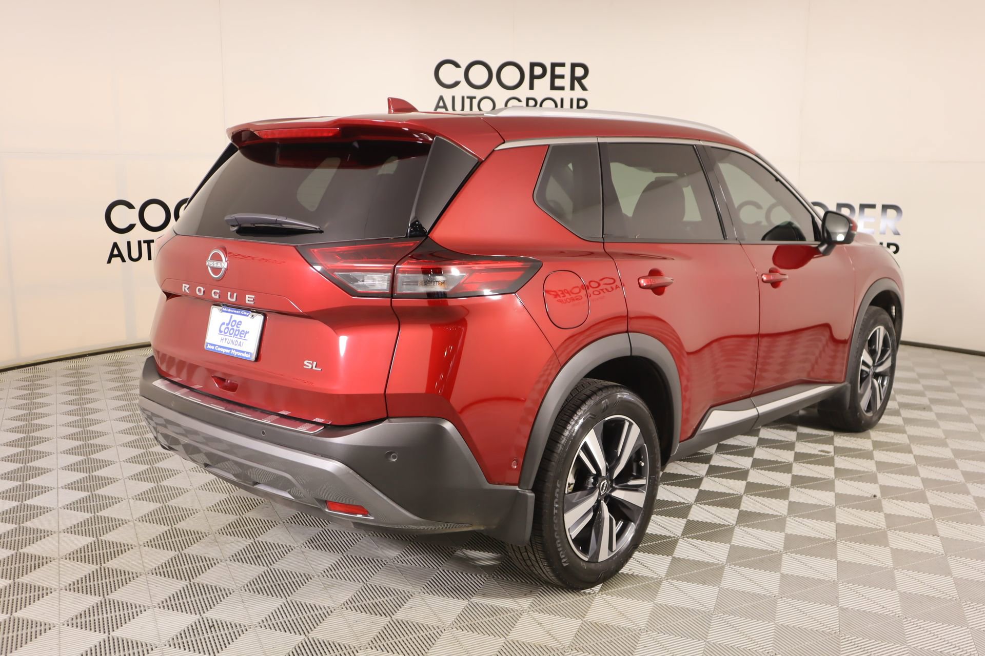 Used 2023 Nissan Rogue SL w/ SL Premium Package image 22