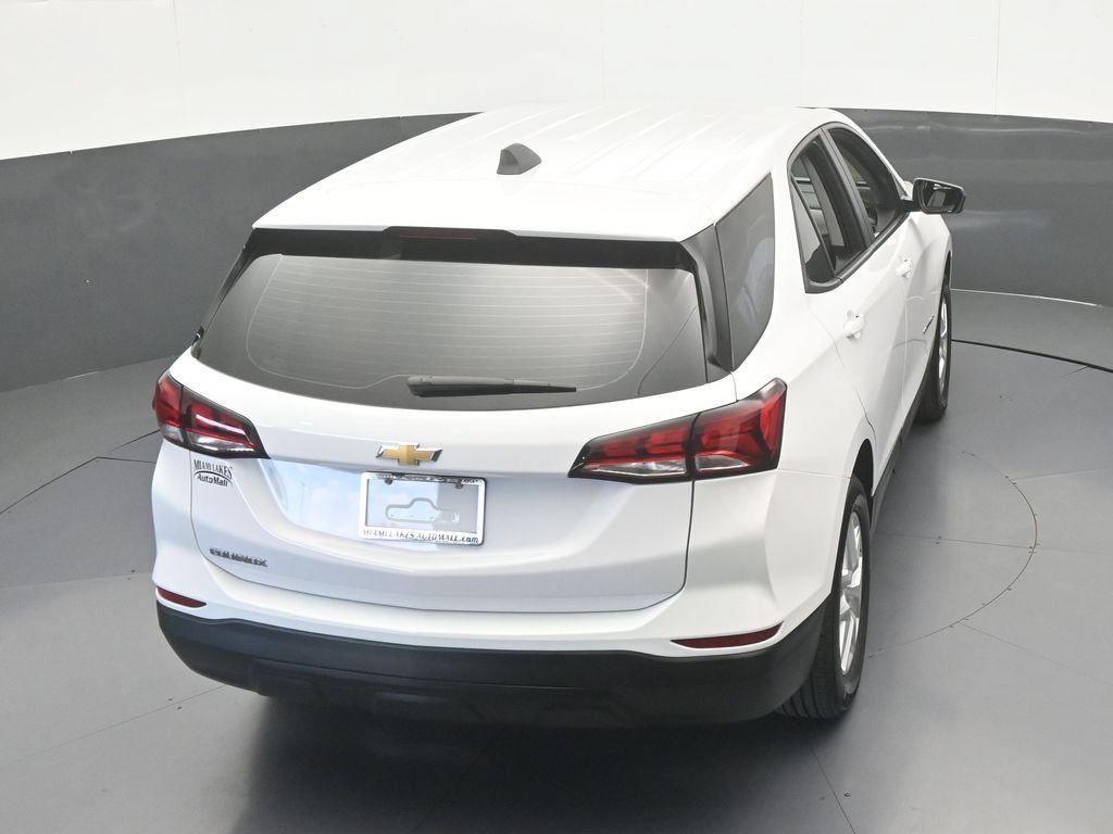 Used 2023 Chevrolet Equinox LS FWD image 45