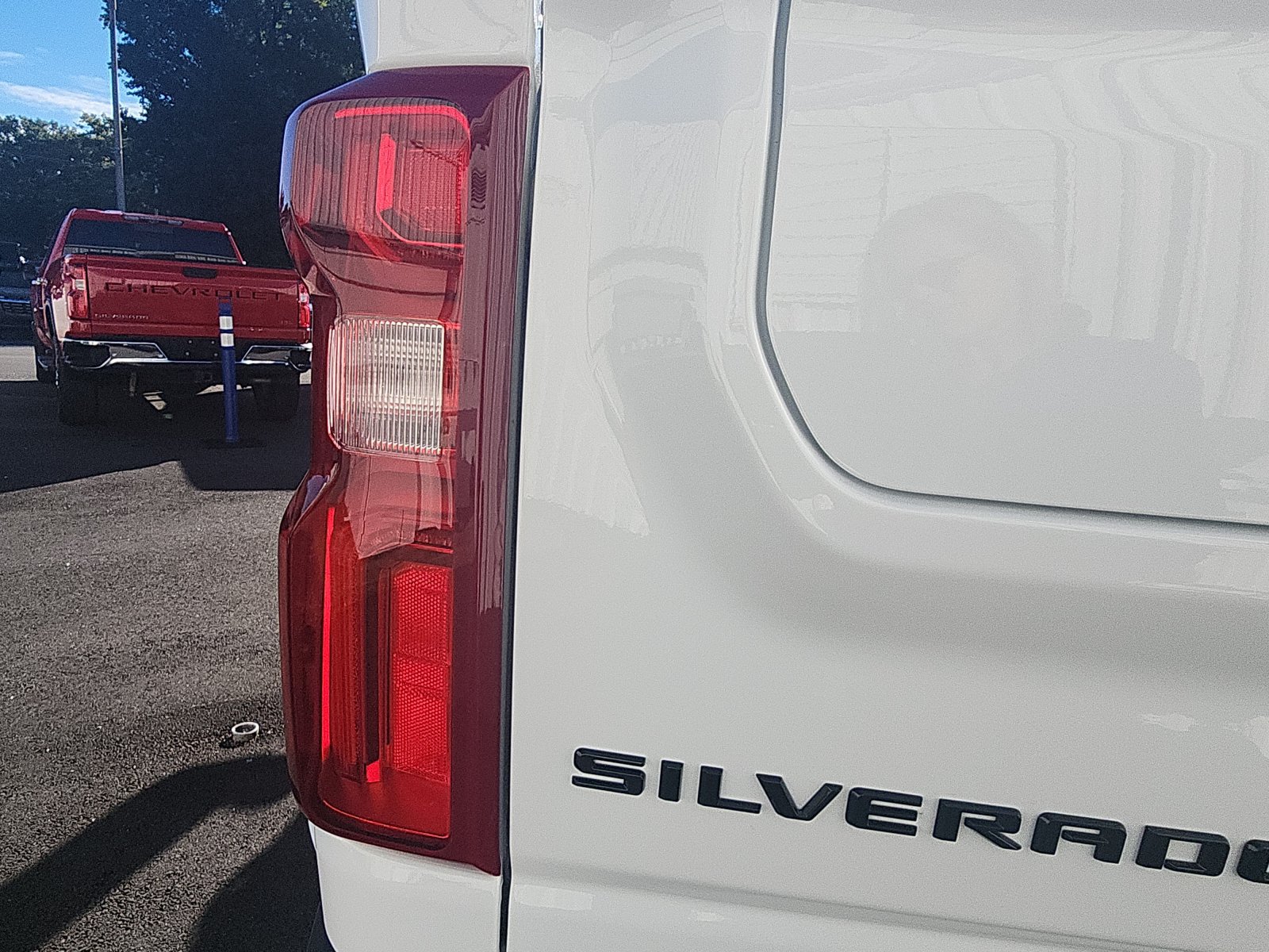 New 2026 Chevrolet Silverado 3500 LTZ w/ LTZ Convenience Package AWD/4WD image 13
