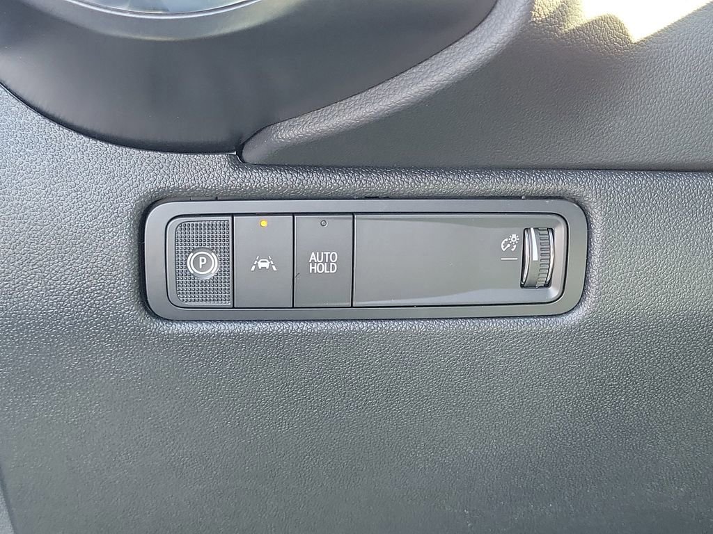 New 2026 Chevrolet Equinox EV LT image 12