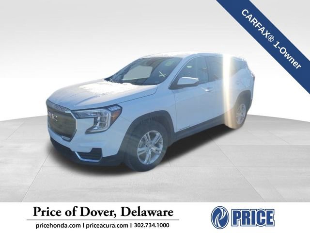 Used 2024 GMC Terrain SLE image 1