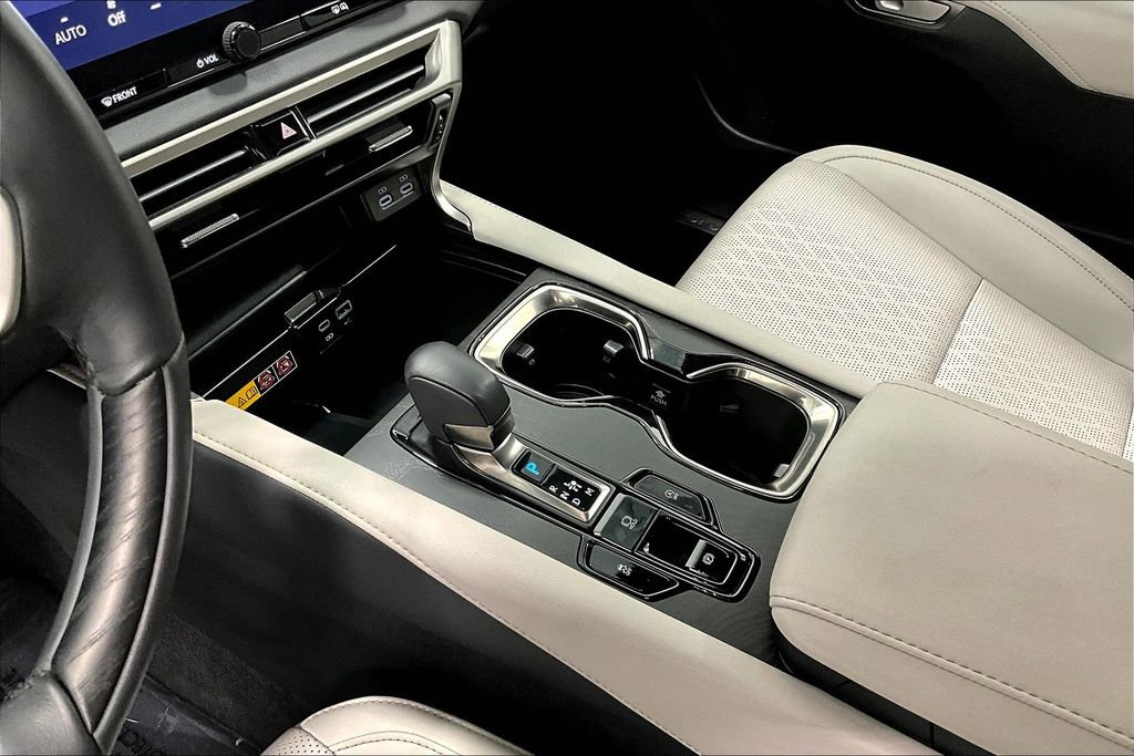 Used 2024 Lexus RX 350 Premium Plus w/ Convenience Package image 17