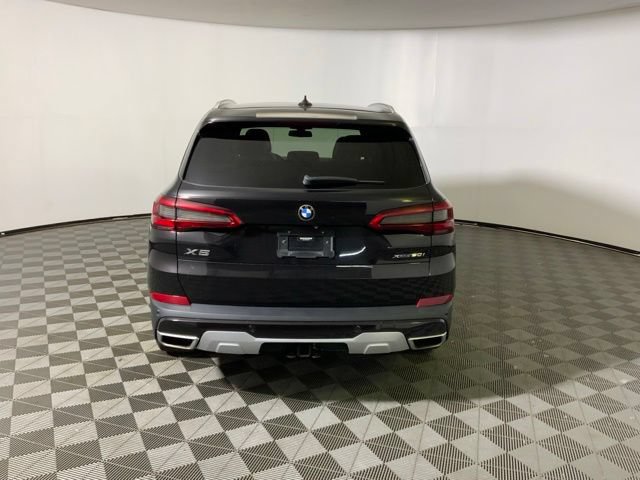 Used 2019 BMW X5 xDrive50i w/ Executive Package AWD/4WD image 8
