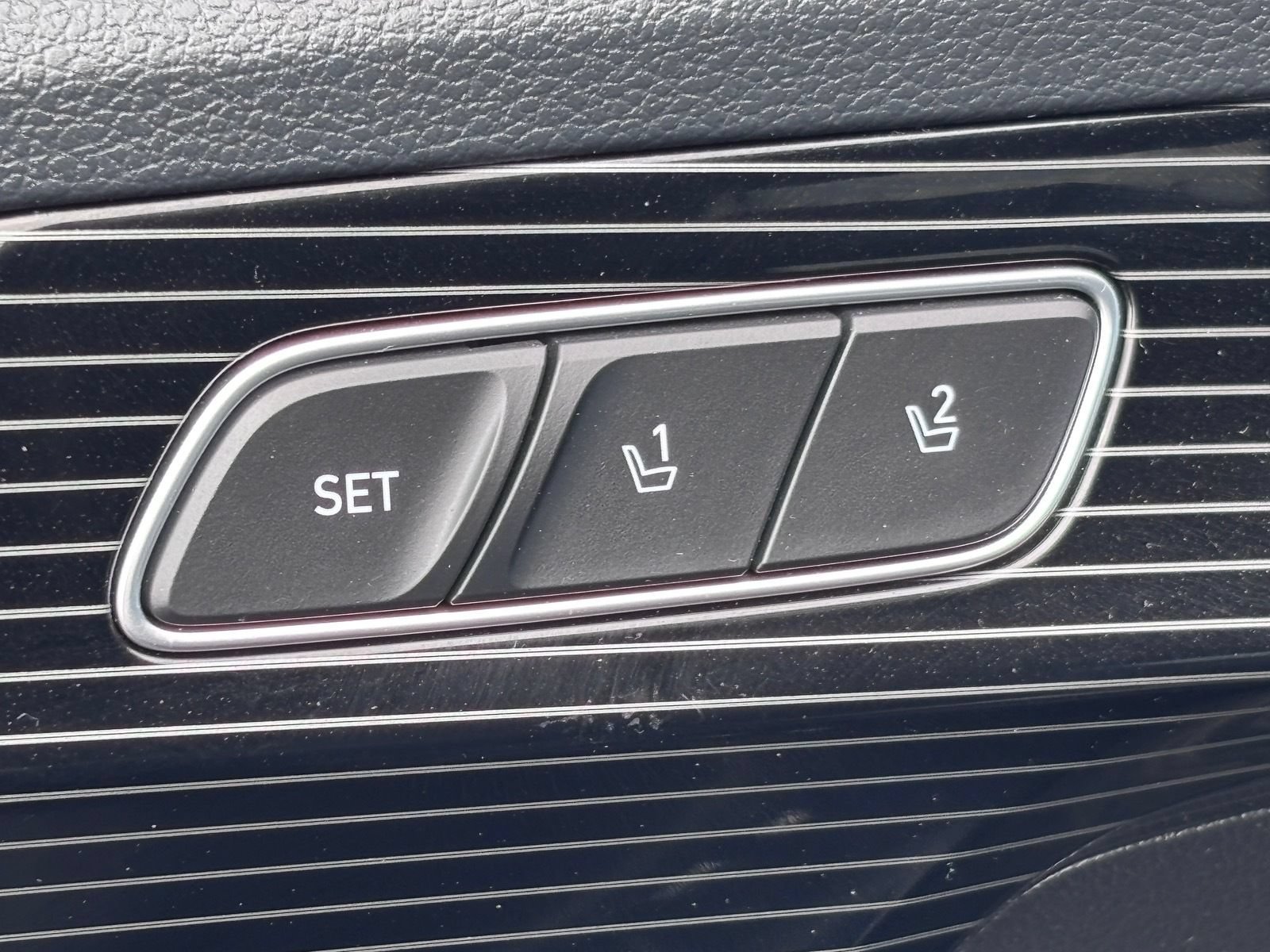 Used 2023 Hyundai Palisade Calligraphy w/ Cargo Package FWD image 18