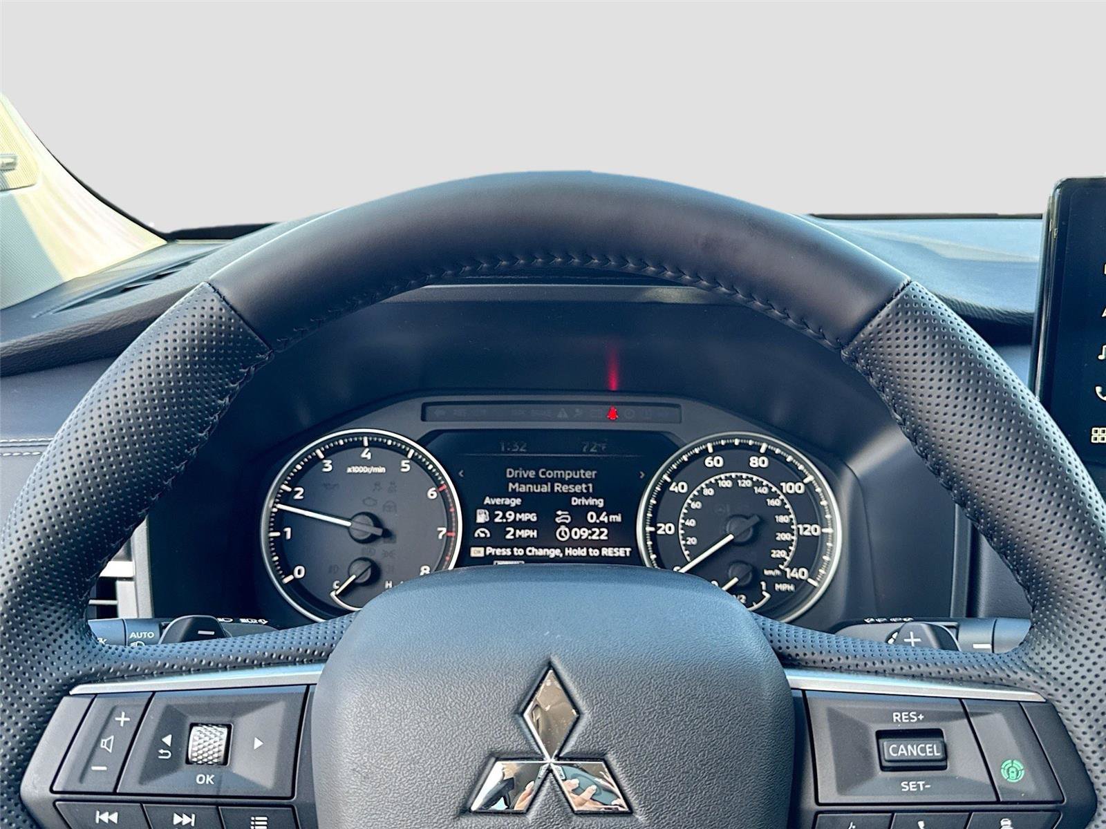 New 2026 Mitsubishi Outlander SE AWD/4WD image 11