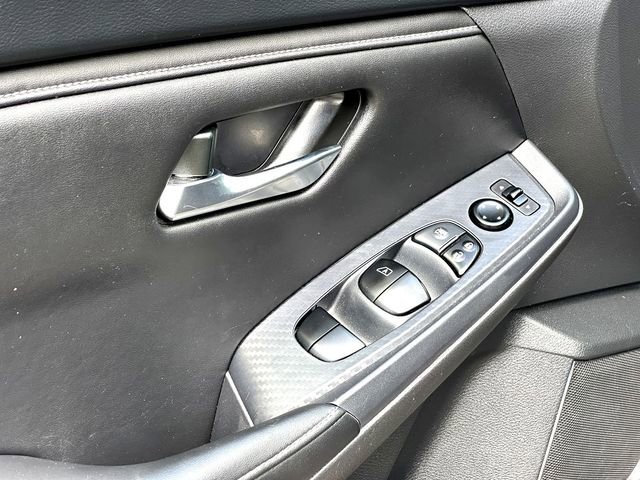 Used 2023 Nissan Sentra SV image 11