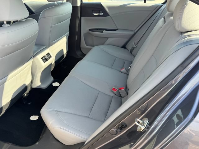 Used 2017 Honda Accord EX-L image 15