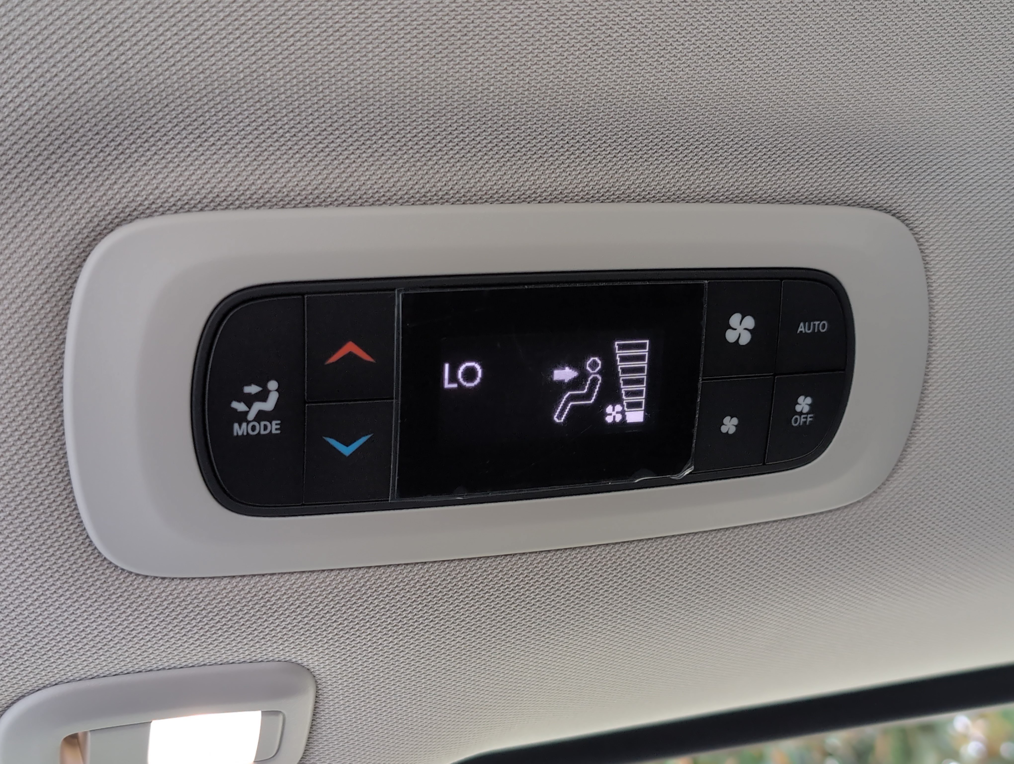 Used 2023 Chrysler Pacifica Limited FWD image 44