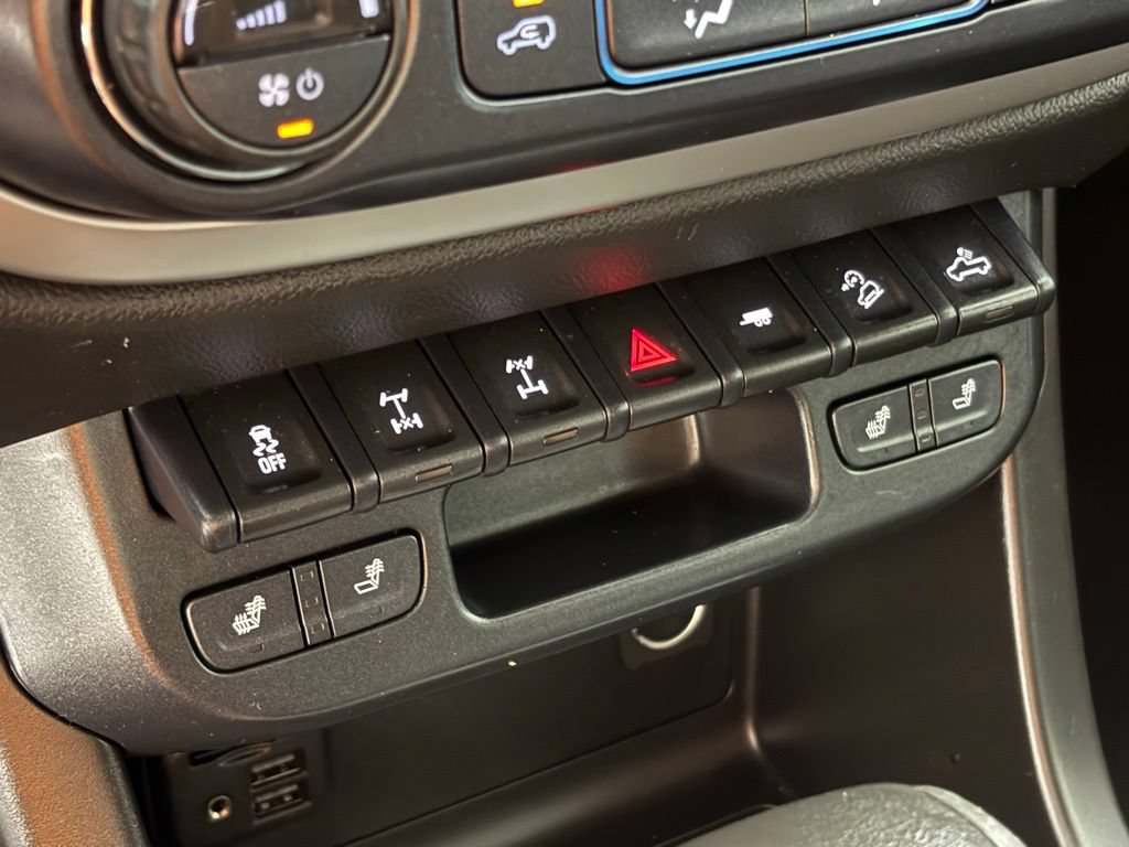 Used 2019 Chevrolet Colorado ZR2 AWD/4WD image 40