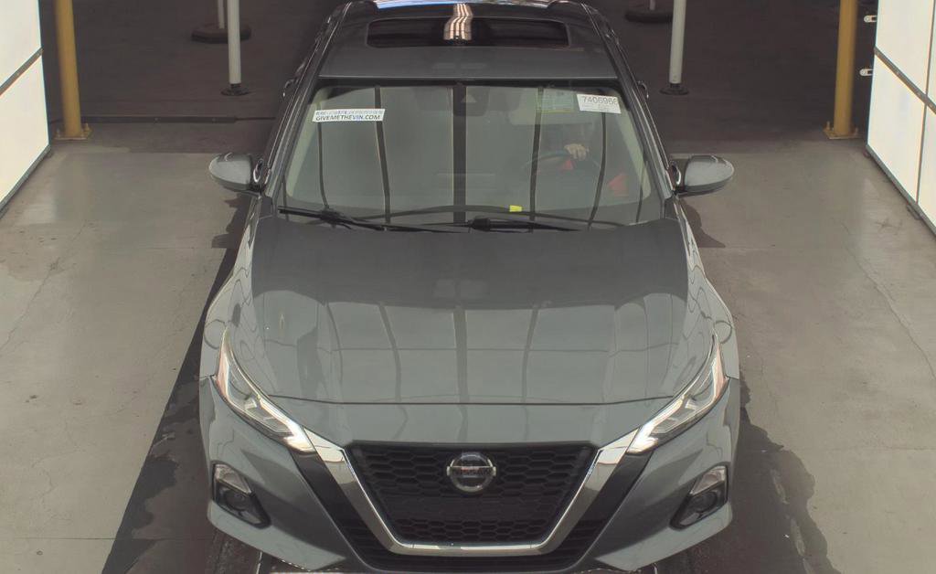 Used 2019 Nissan Altima 2.5 SL FWD image 2