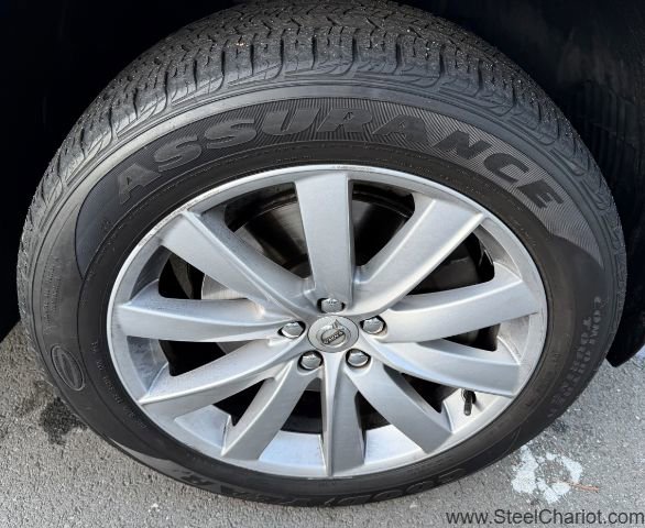 Used 2016 Volvo XC90 T6 Momentum w/ Momentum Plus Package image 32