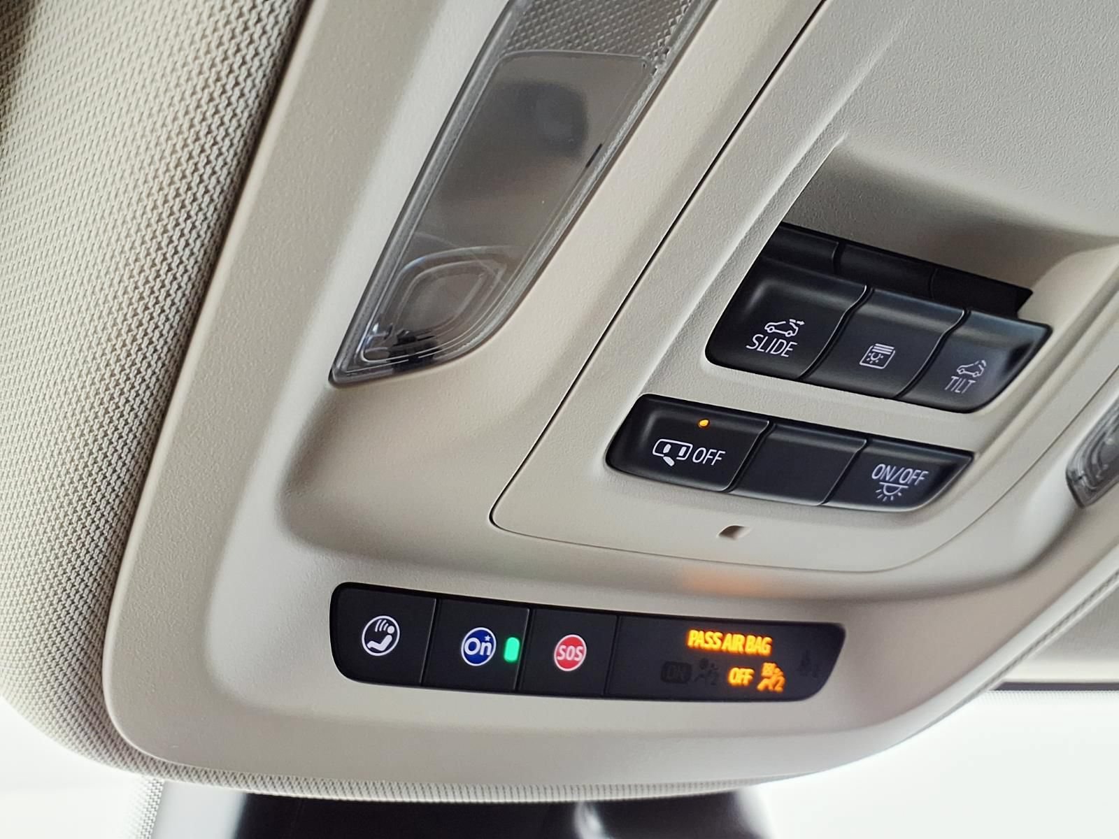 Used 2023 Buick Envision Essence w/ Sport Touring Package FWD image 23